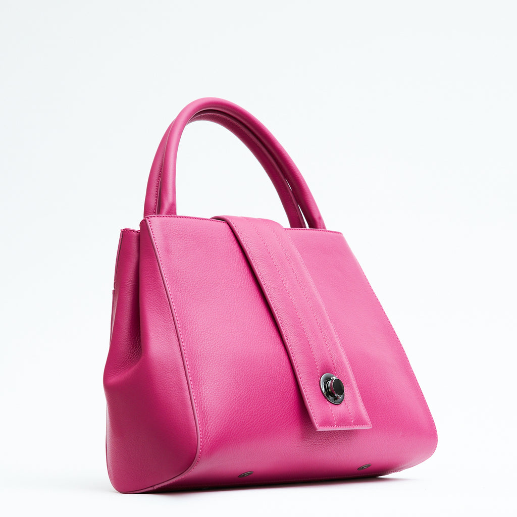 Designer pink leather handbag, women interchangeable leather bag, fuchsia leather purse, women work bags, minimalist fashion bag, Fall and Winter bags, Fall 2025 fashion, designer shoulder bag, women's new handbags, Tomoli Briffani Lean handbag in fuchsia rose pink