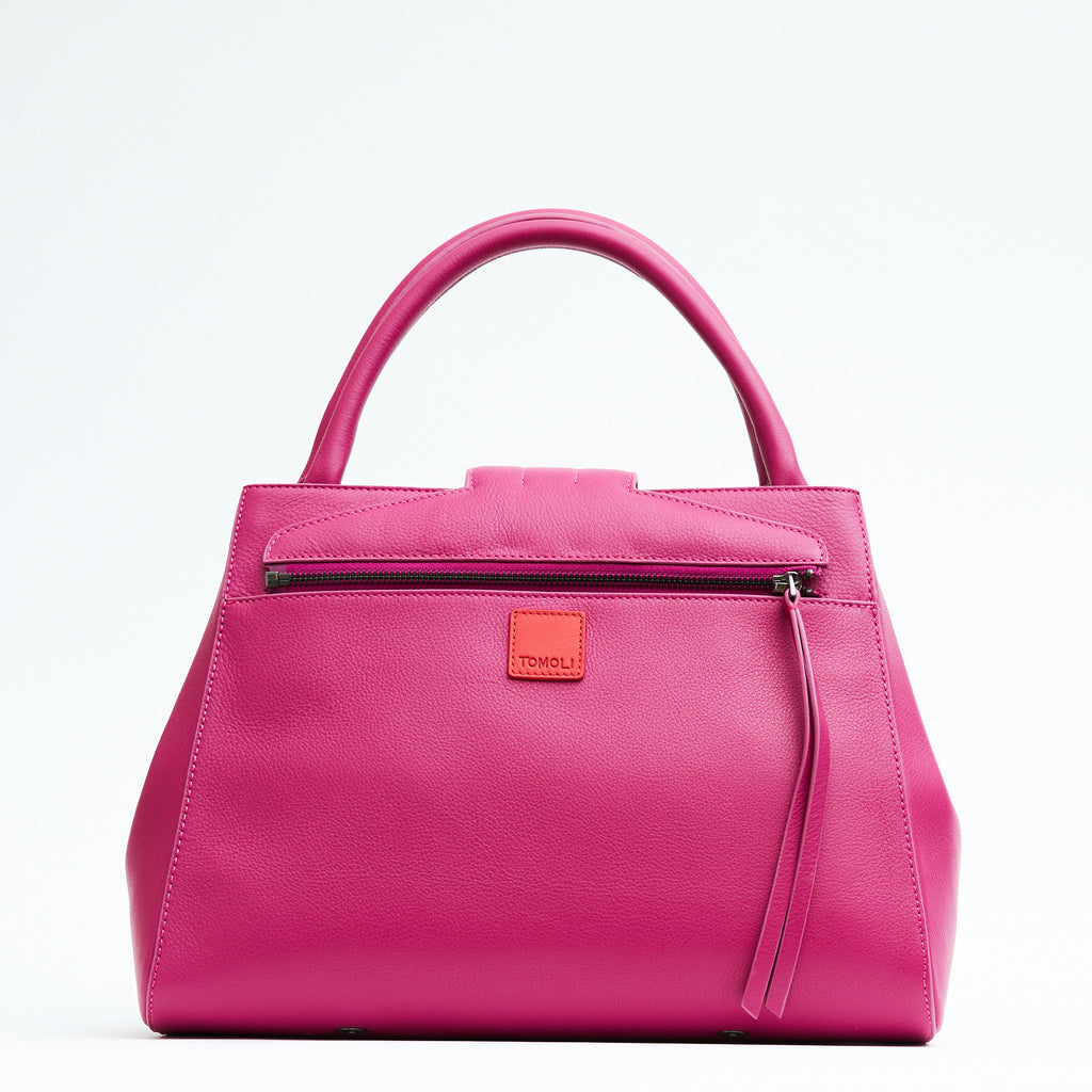 Designer pink leather handbag, women interchangeable leather bag, fuchsia leather purse, women work bags, minimalist fashion bag, Fall and Winter bags, Fall 2025 fashion, designer shoulder bag, women's new handbags, Tomoli Briffani Lean handbag in fuchsia rose pink
