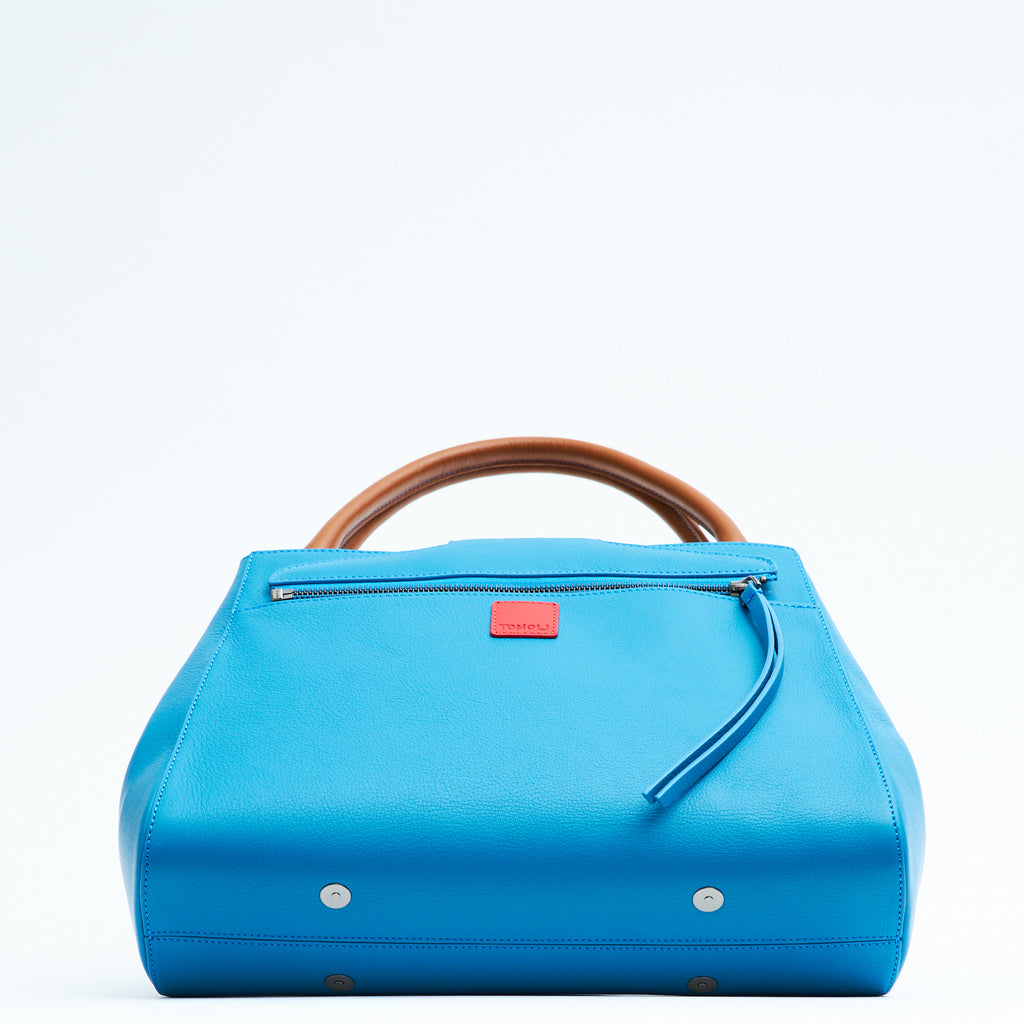 Designer turquoise blue leather handbag, women interchangeable leather bag, turquoise blue leather purse, women work bags, minimalist fashion bag, Fall and Winter bags, Fall 2025 fashion, designer shoulder bag, women's new handbags, Tomoli Briffani Lean handbag in sky blue